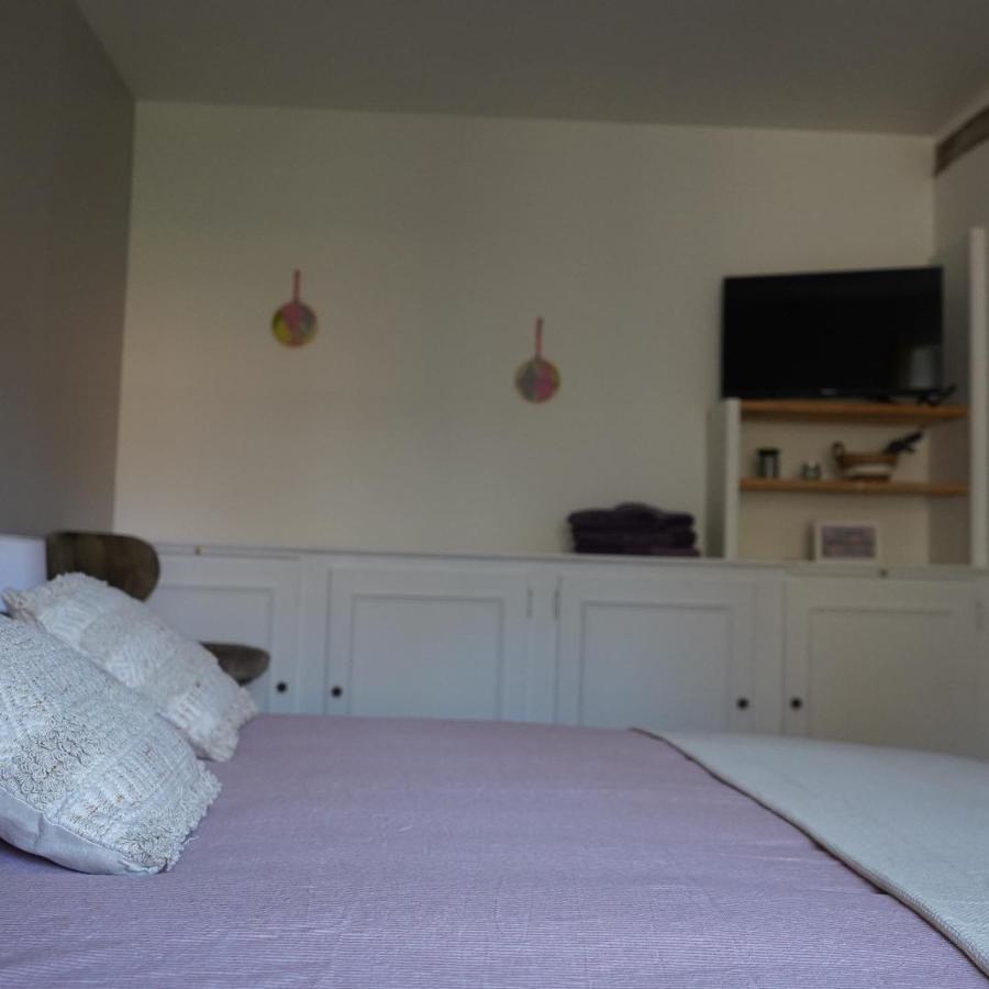 Un Dimanche Chez Julie Chambre Celestine Parthenay Esterno foto
