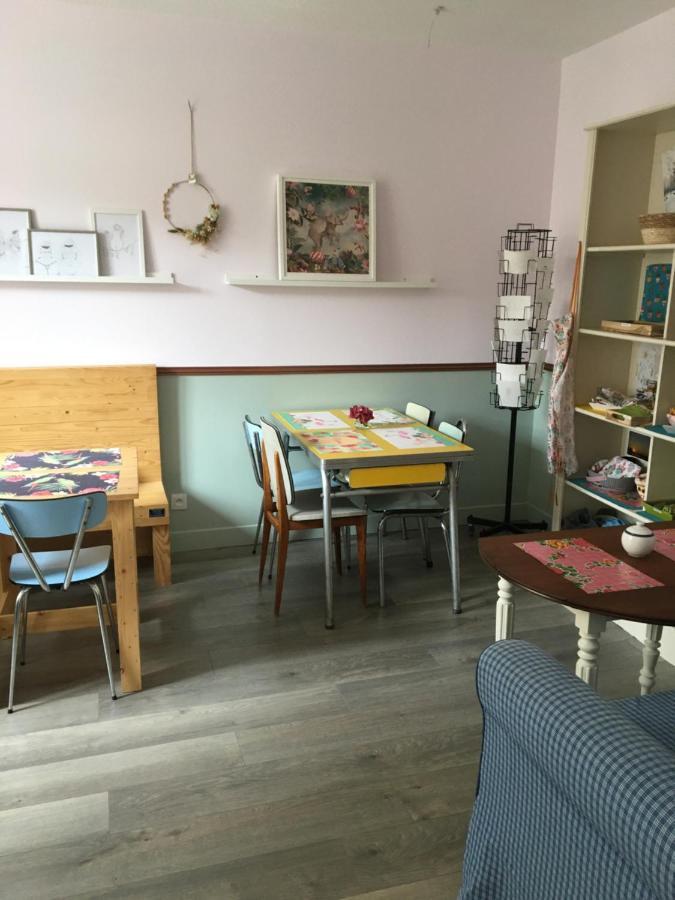 Un Dimanche Chez Julie Chambre Celestine Parthenay Esterno foto